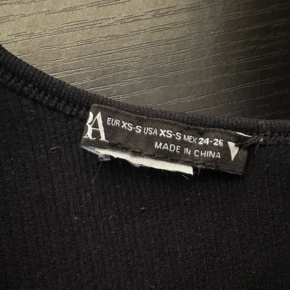 Zara Black Ribbed Asymmetrical Tank Top - Picture 3 of 3